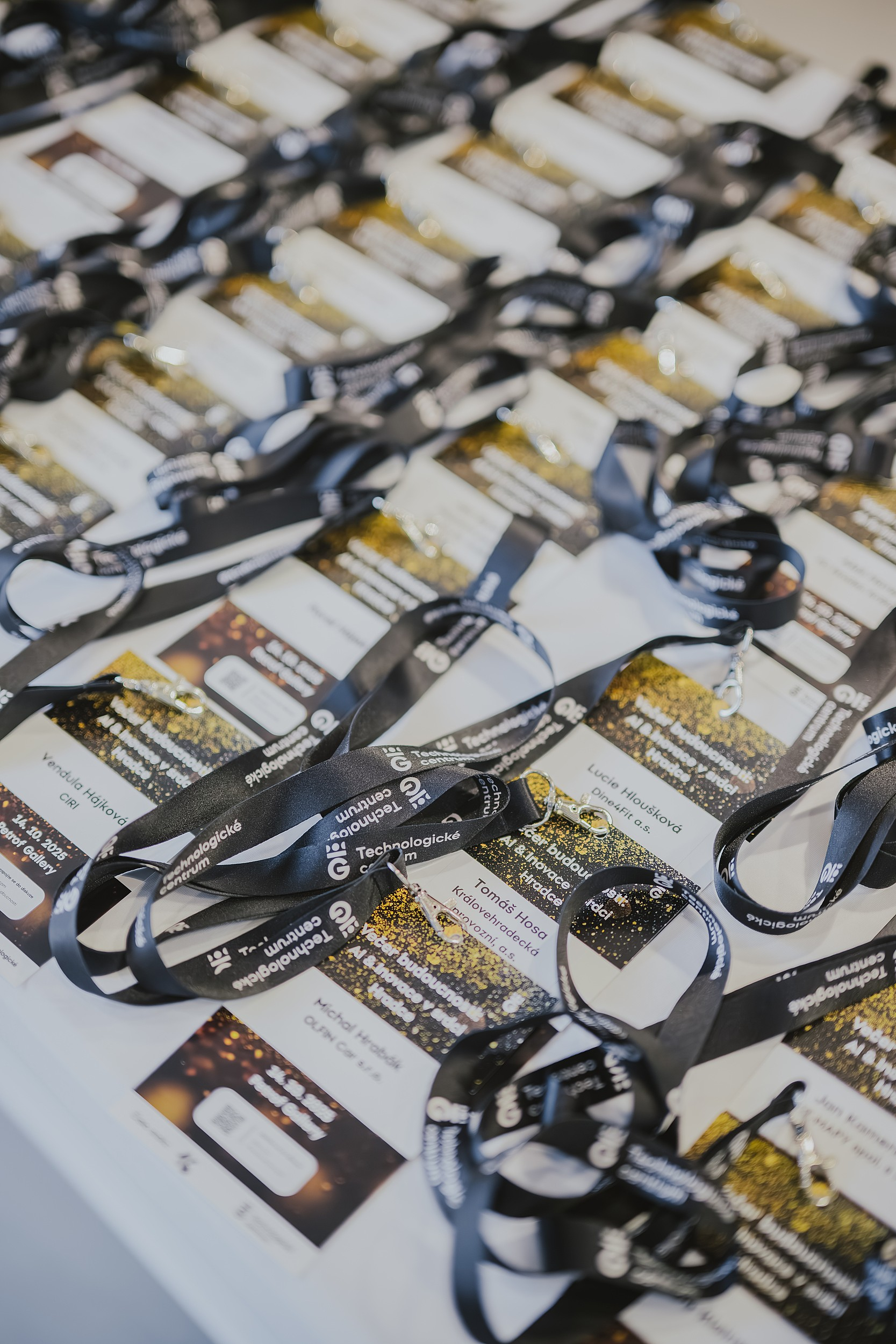 Večer budoucnosti: AI &amp; inovace v srdci Hradce propojil technologii, byznys i město