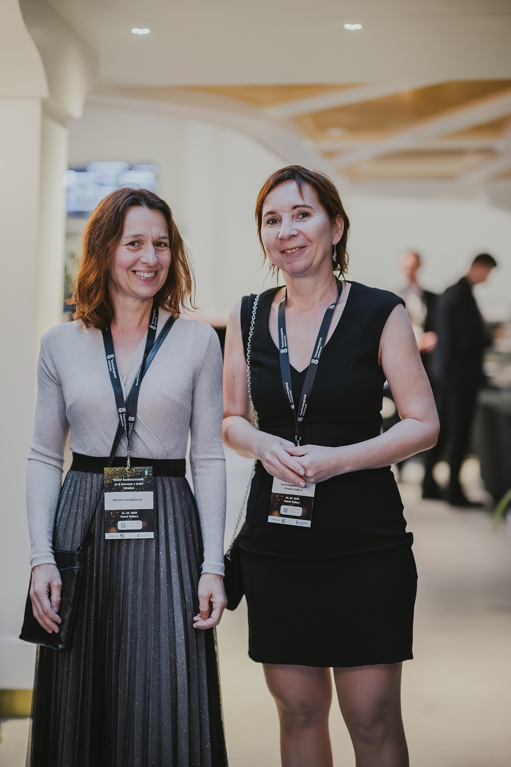 Večer budoucnosti: AI &amp; inovace v srdci Hradce propojil technologii, byznys i město