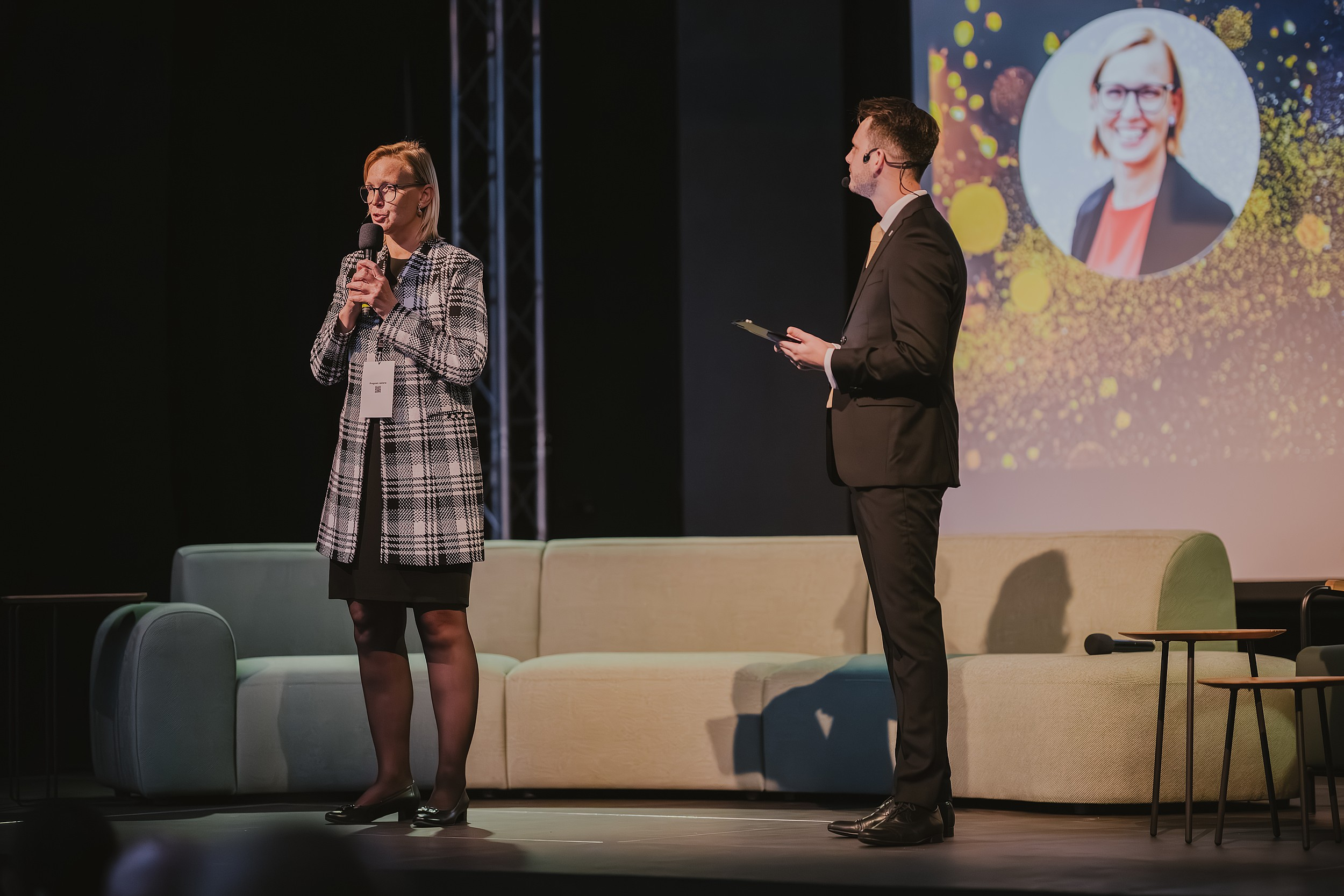 Večer budoucnosti: AI &amp; inovace v srdci Hradce propojil technologii, byznys i město