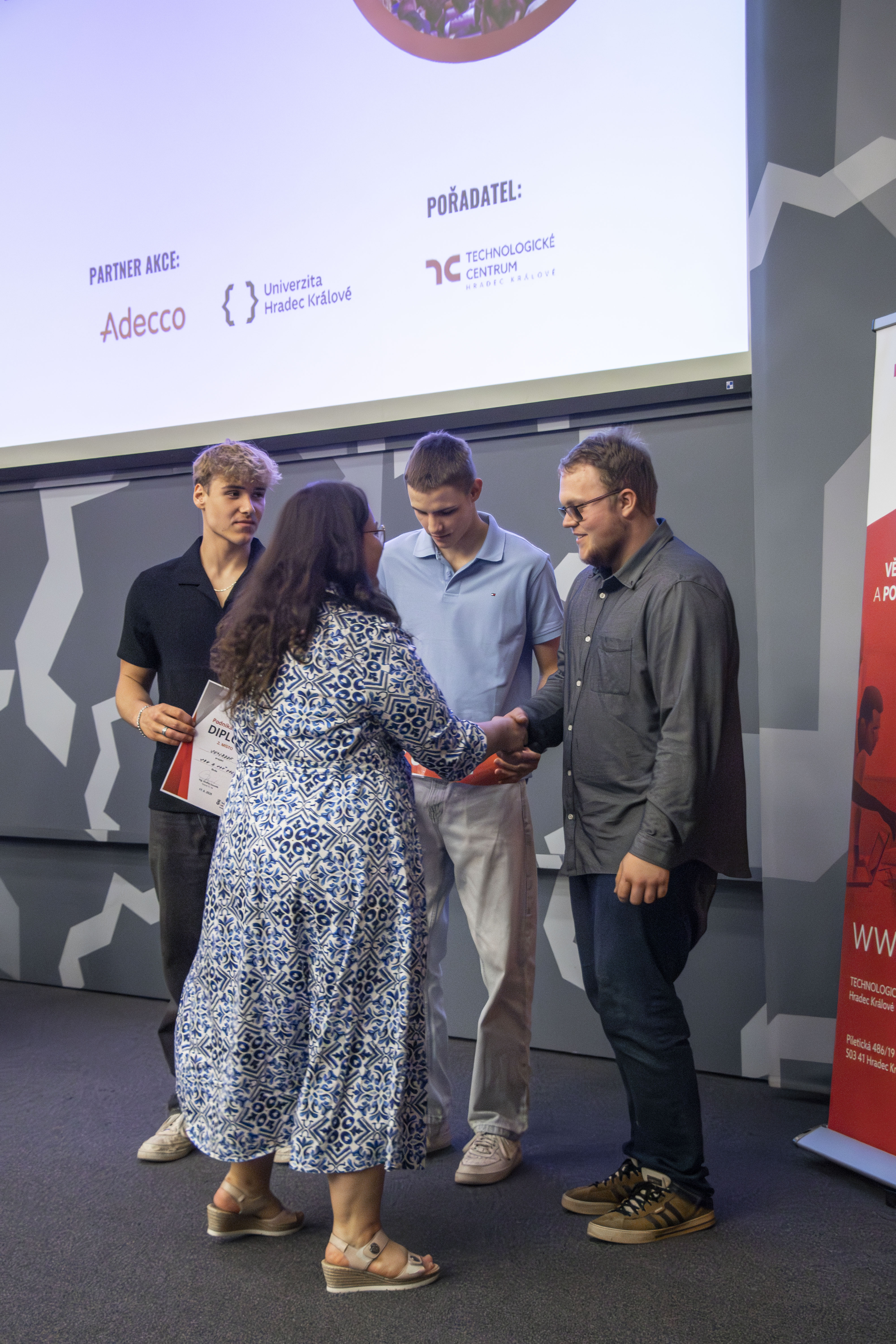 Finále soutěže Podnikání v praxi přineslo inspiraci i naději