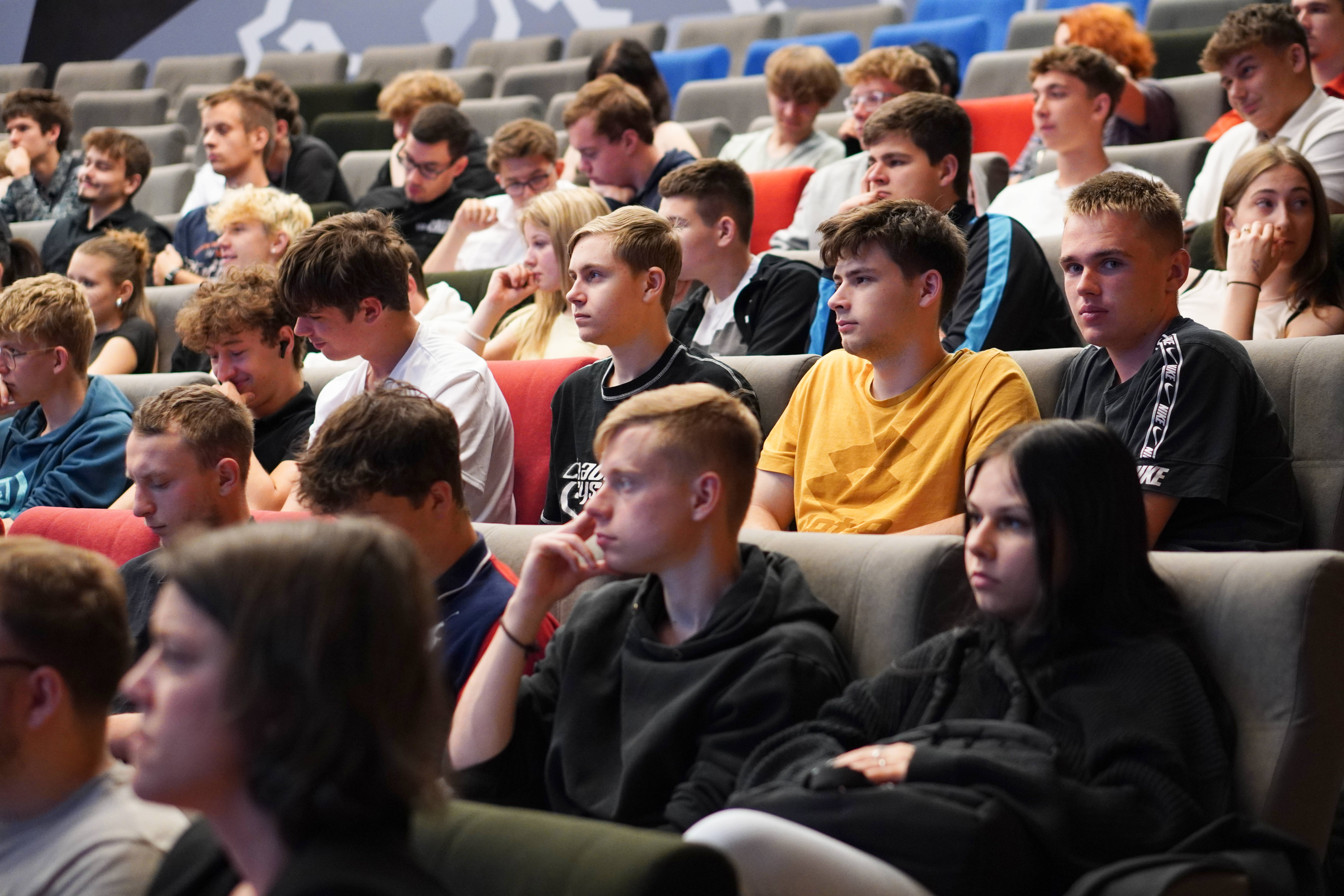 Finále soutěže Podnikání v praxi přineslo inspiraci i naději