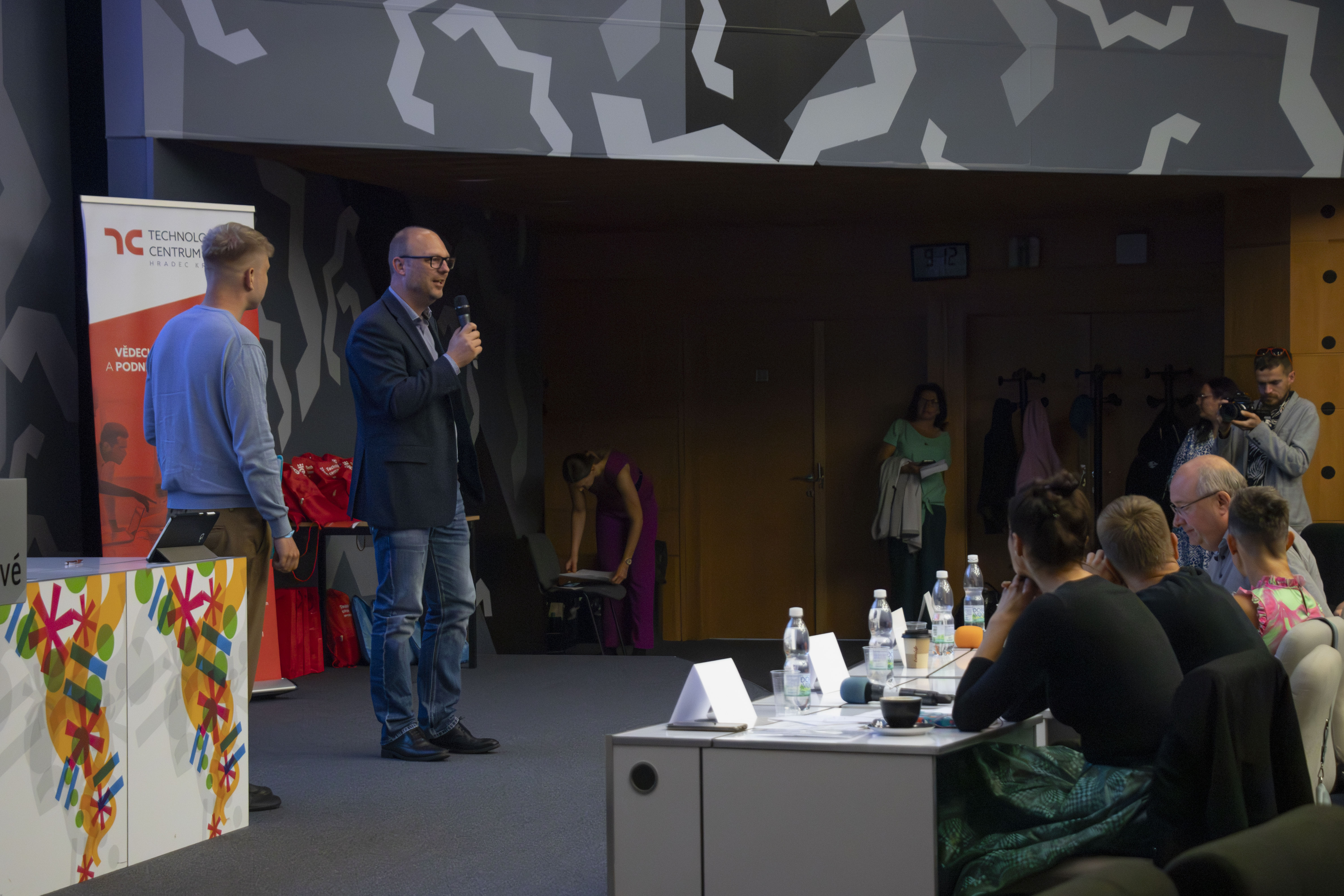 Finále soutěže Podnikání v praxi přineslo inspiraci i naději