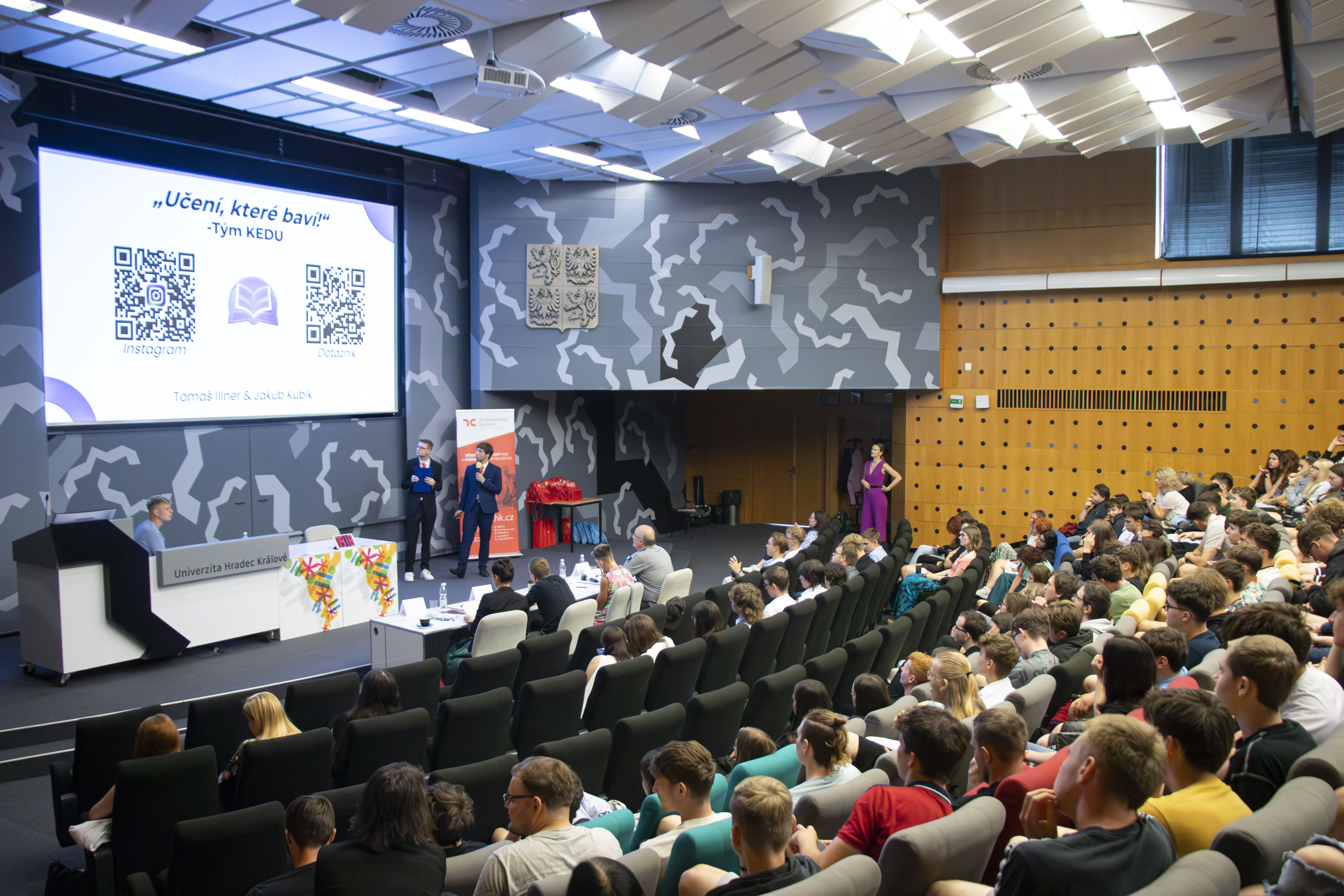 Finále soutěže Podnikání v praxi přineslo inspiraci i naději